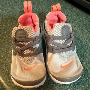 Nike Toddler size 7C